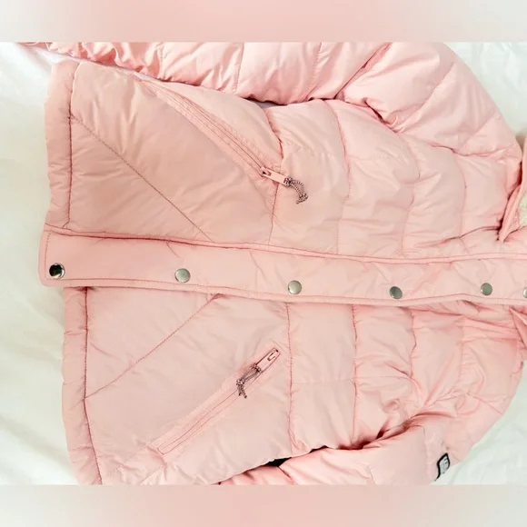 Hollister Pink Puffer Jacket with Hood - Picture 3 of 10